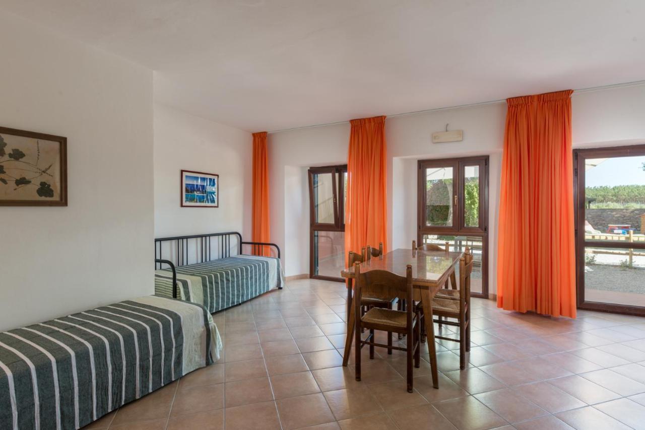 Agriturismo Le Vecchie Scuole Campiglia Marittima Εξωτερικό φωτογραφία